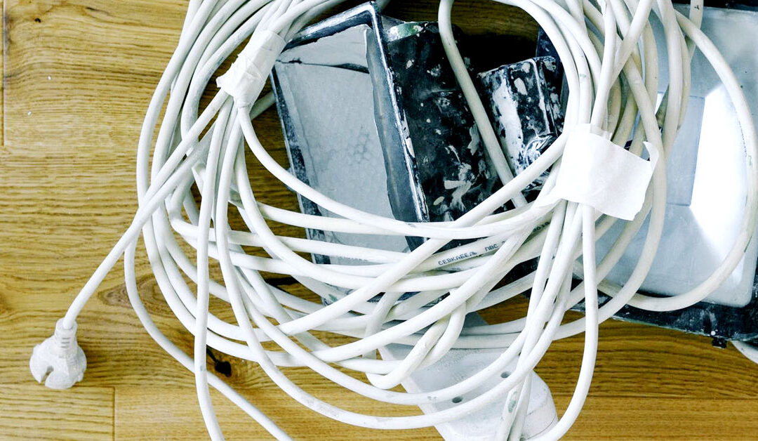 Organize Electrical Cords: Eliminating Hazards and Clutter